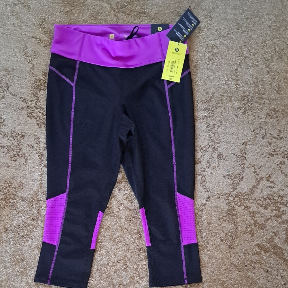 Xersion Black and Purple Active Crop Leggings